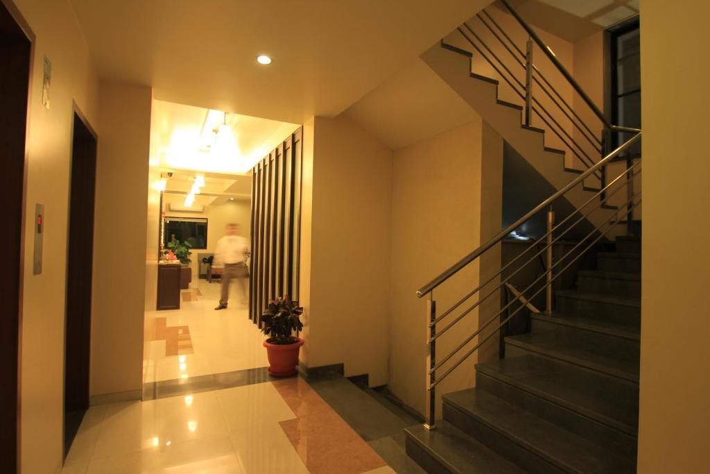 Hotel Sai Smaran Shirdi Dış mekan fotoğraf
